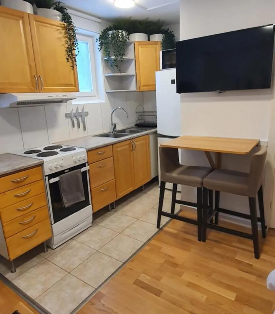 Studio Apartment Near Metro And Forest! Ville de Ville de Stockholm